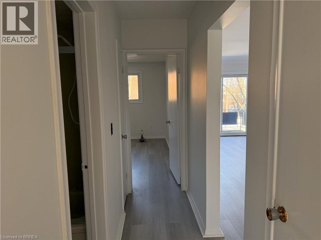36 Graham Avenue Unit# 3, Brantford, Ontario  N3T 1C4 - Photo 13 - 40822510