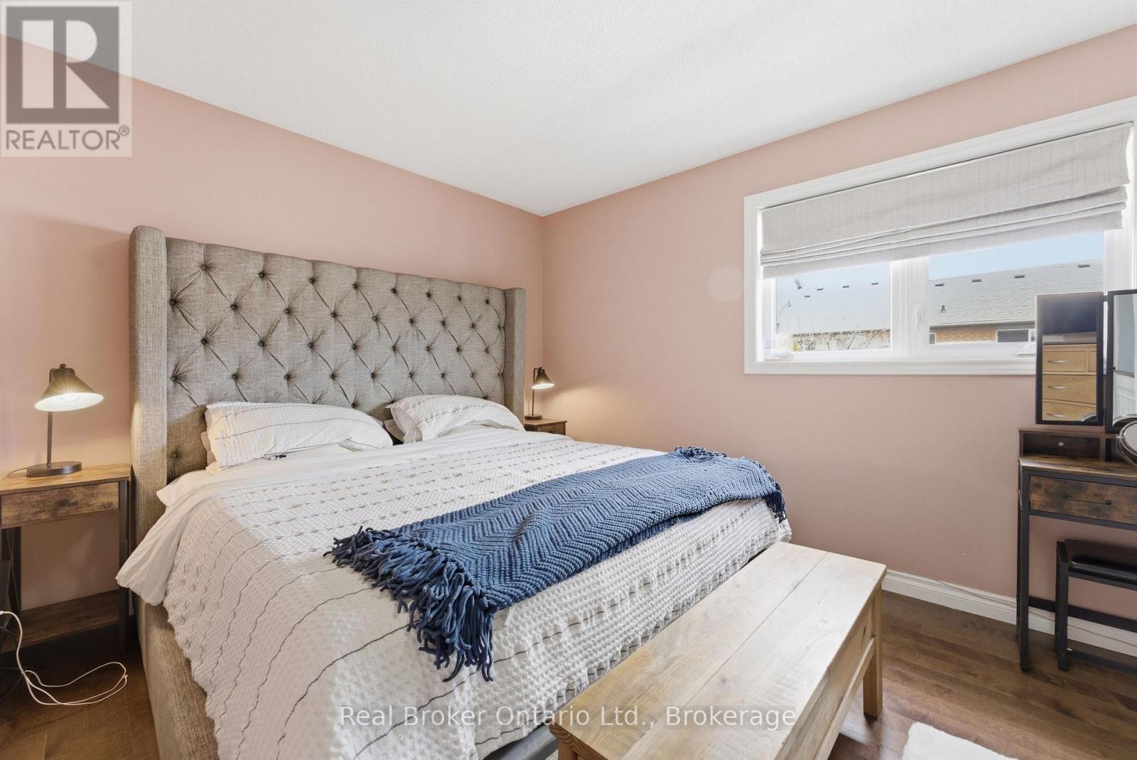 635 Amelia Crescent, Burlington, Ontario  L7L 6E6 - Photo 20 - W13034076