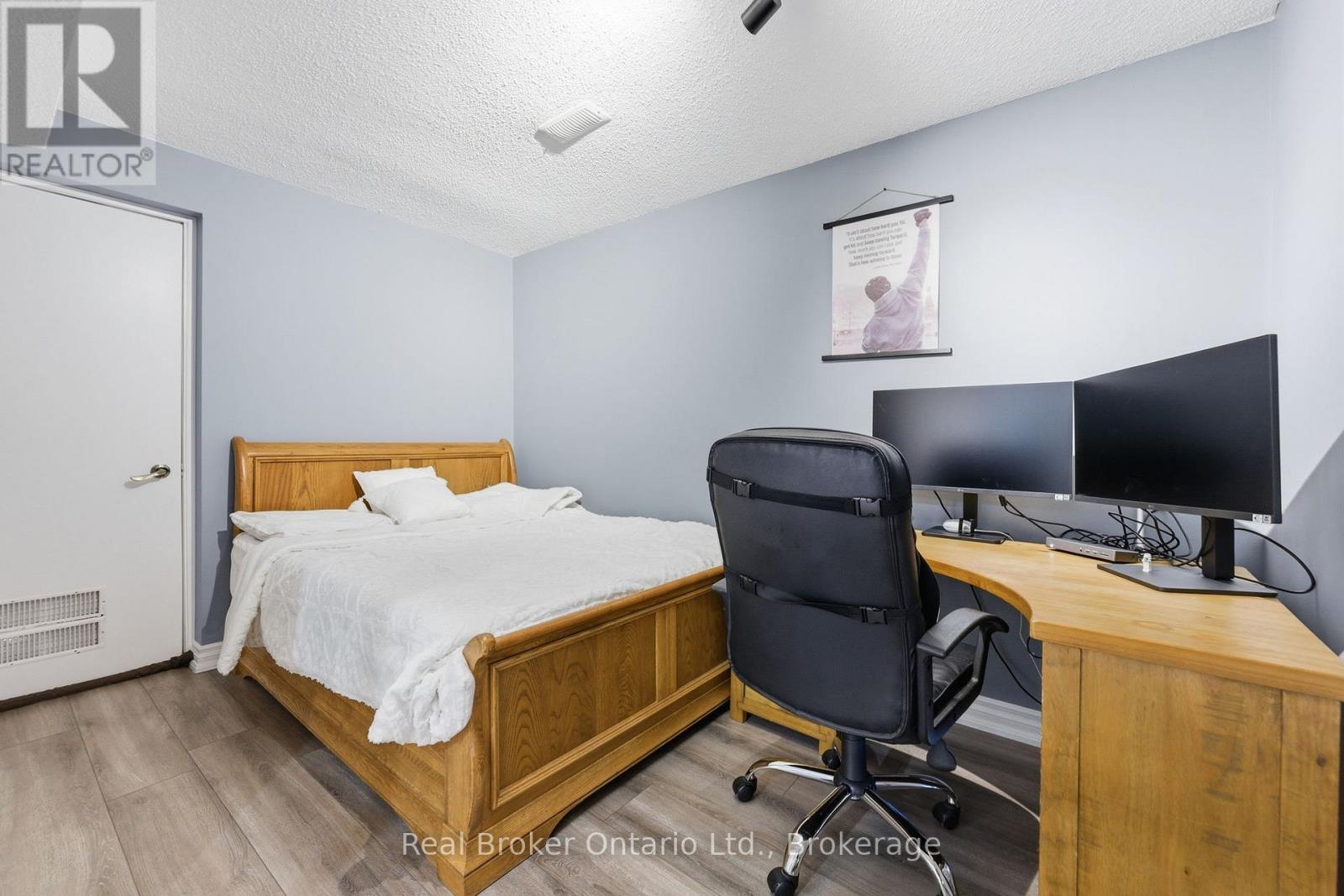 635 Amelia Crescent, Burlington, Ontario  L7L 6E6 - Photo 29 - W13034076