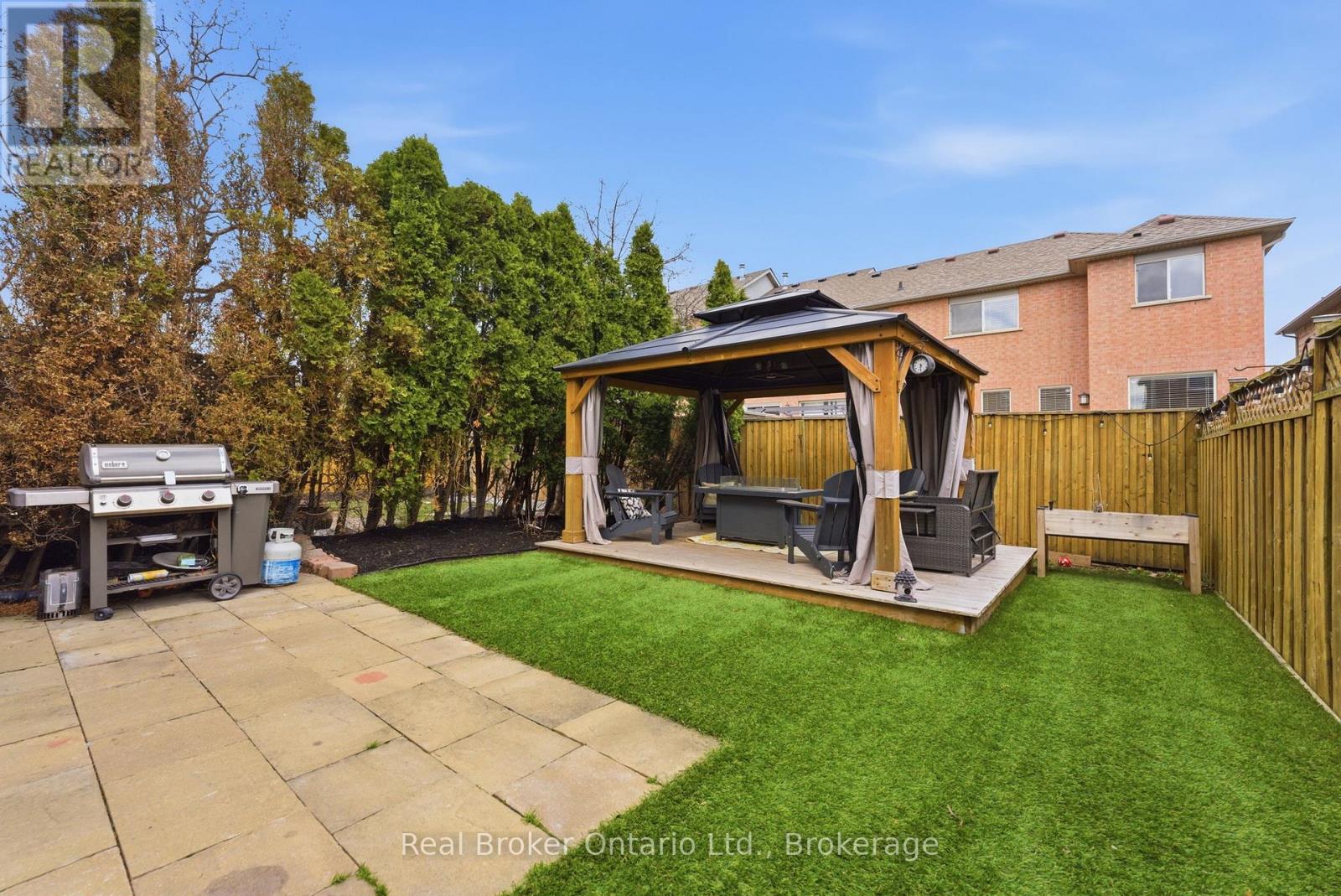 635 Amelia Crescent, Burlington, Ontario  L7L 6E6 - Photo 34 - W13034076