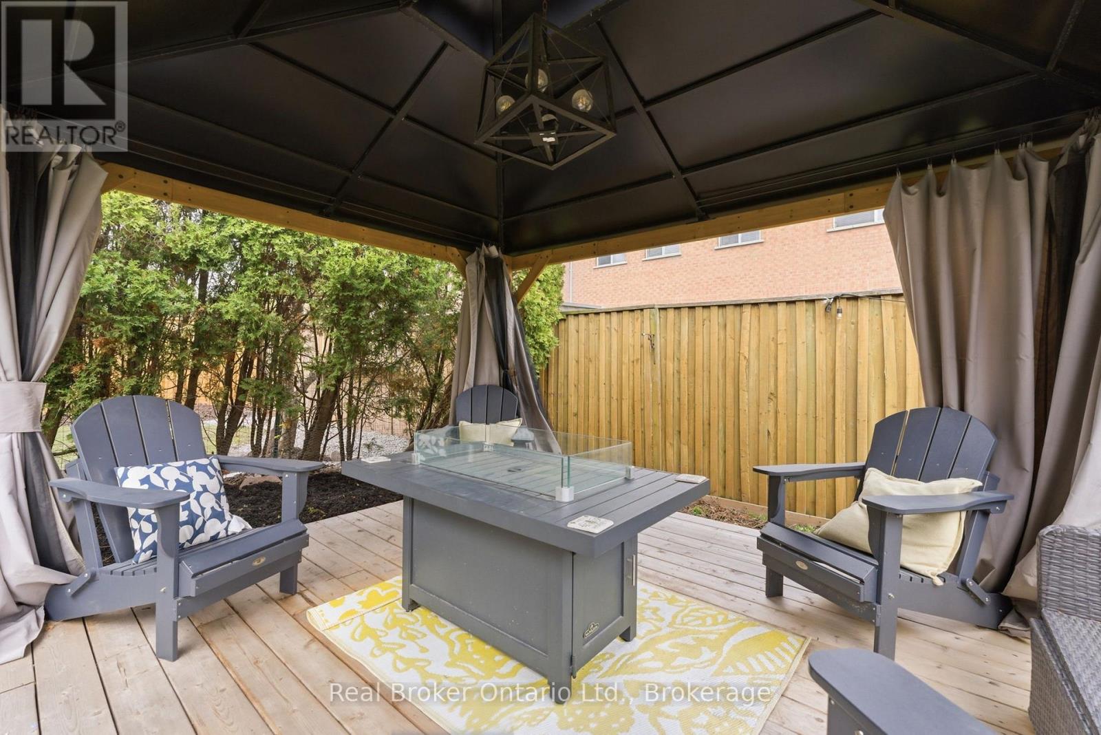 635 Amelia Crescent, Burlington, Ontario  L7L 6E6 - Photo 35 - W13034076