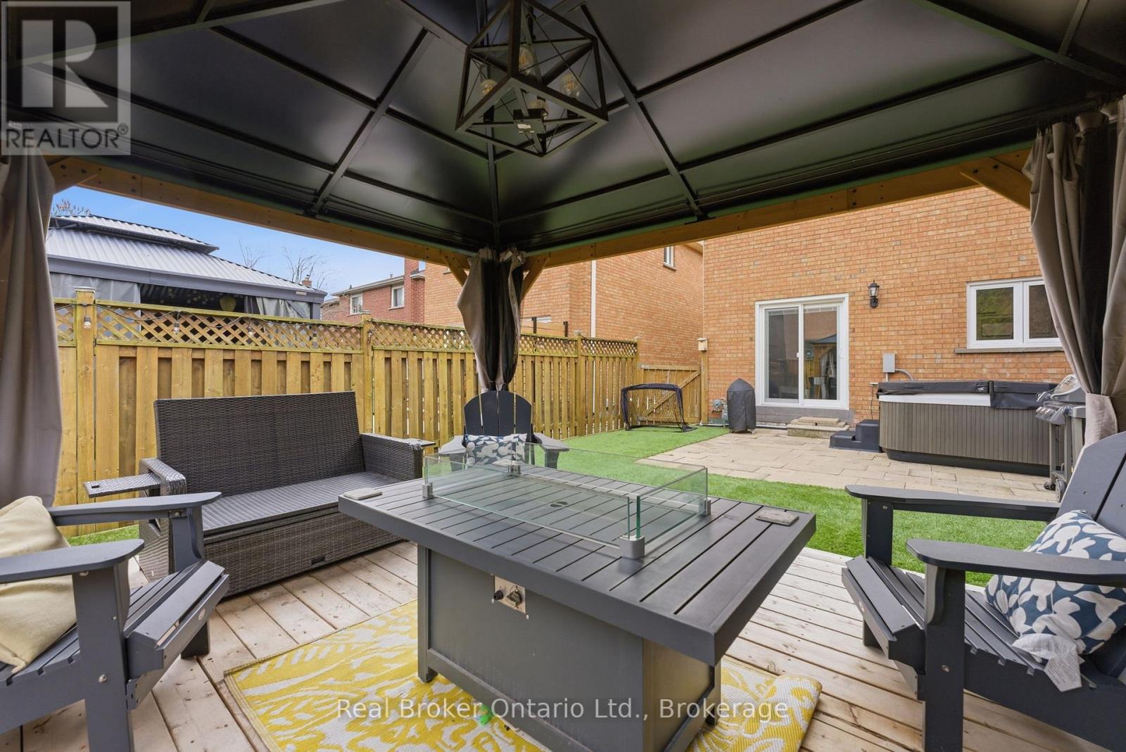 635 Amelia Crescent, Burlington, Ontario  L7L 6E6 - Photo 36 - W13034076