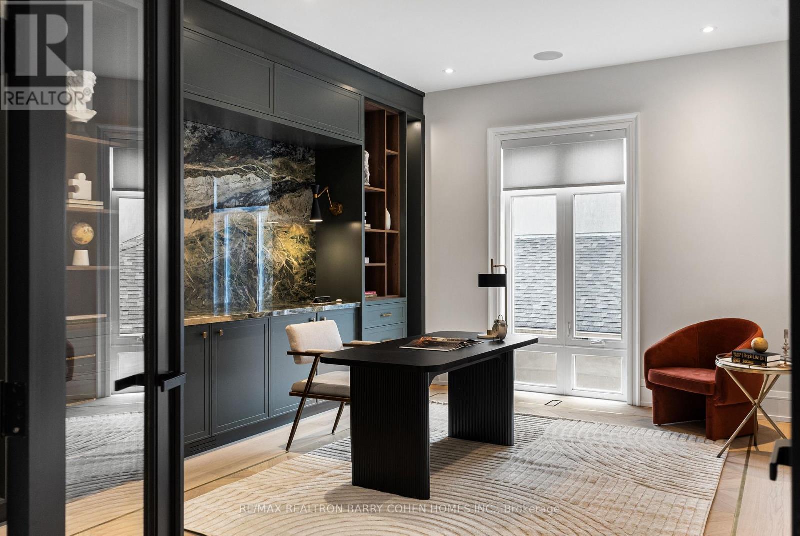 192 Lord Seaton Road, Toronto, Ontario  M2P 1K9 - Photo 15 - C12947518