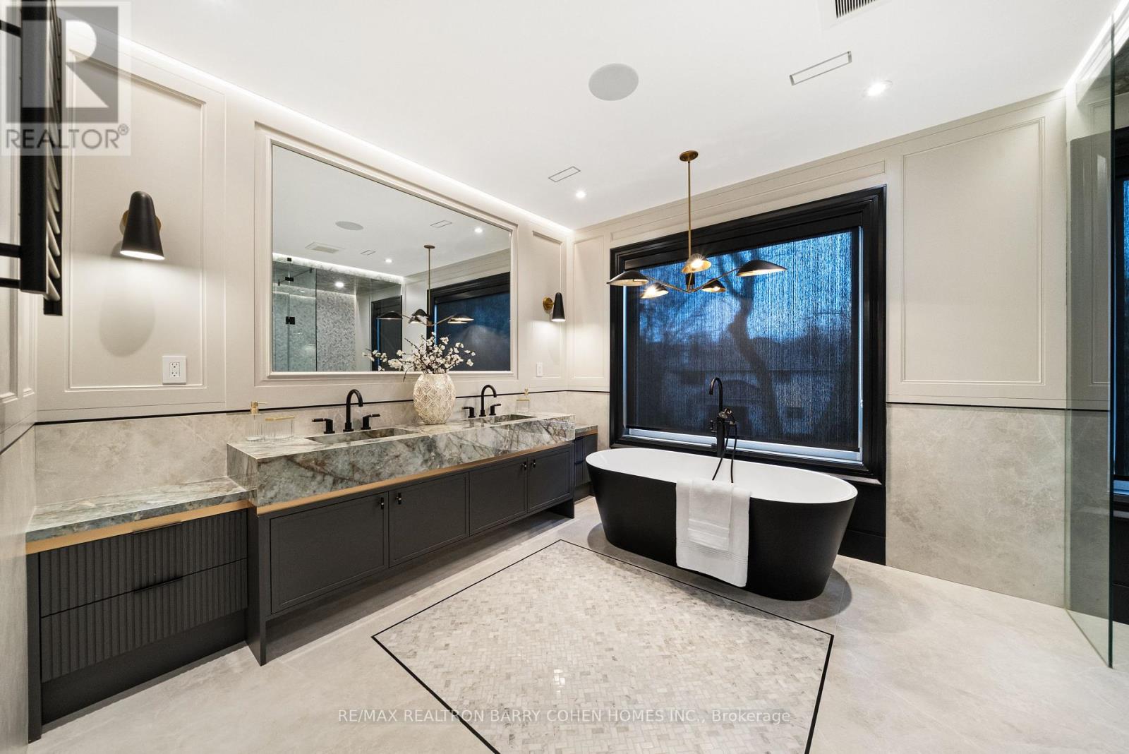 192 Lord Seaton Road, Toronto, Ontario  M2P 1K9 - Photo 23 - C12947518