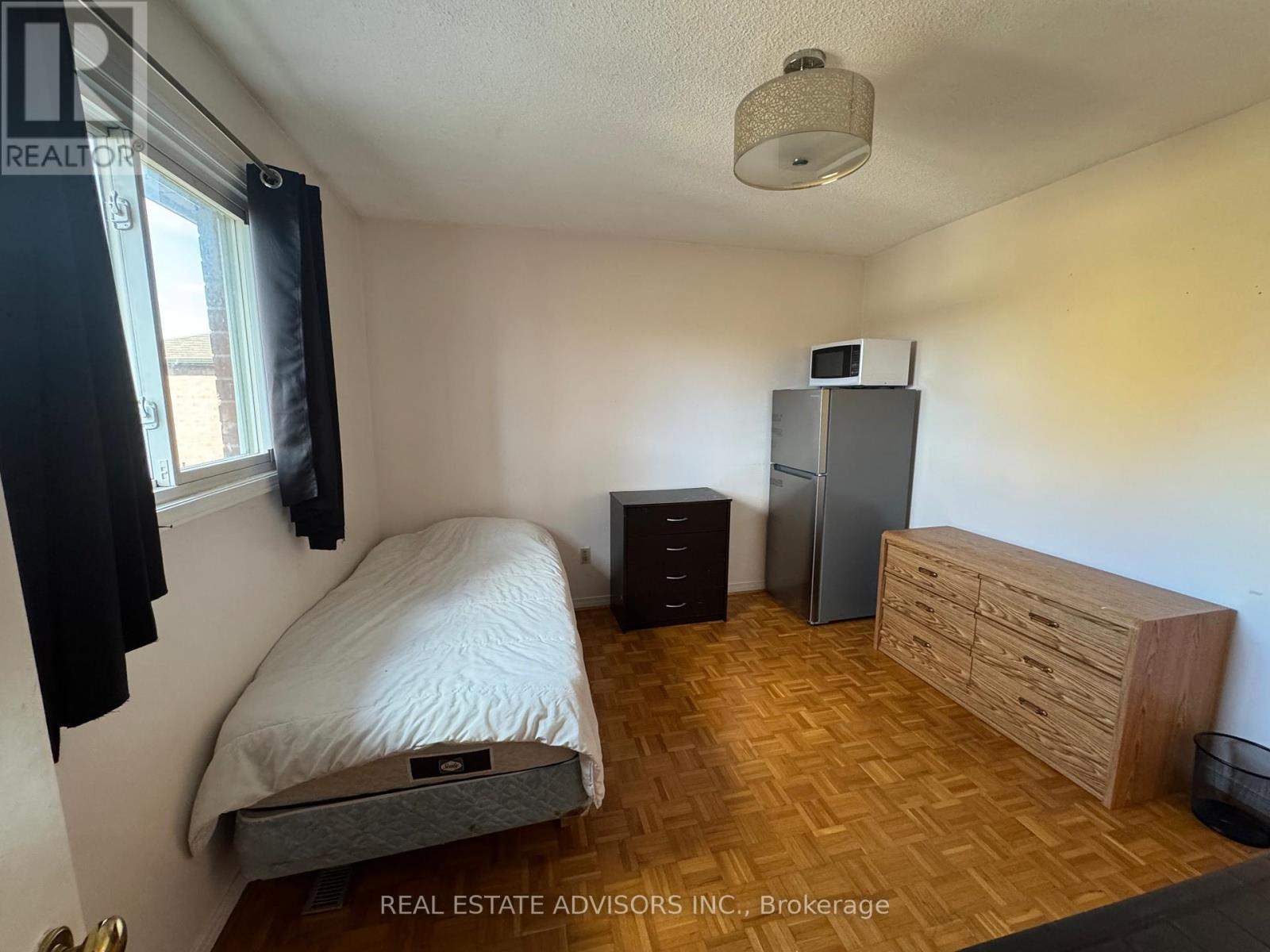 103 Belmont Crescent, Vaughan, Ontario  L6A 1L7 - Photo 4 - N13006480