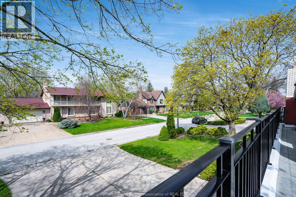 3770 Huntington, Windsor, Ontario  N9E 3W8 - Photo 39 - 26008954