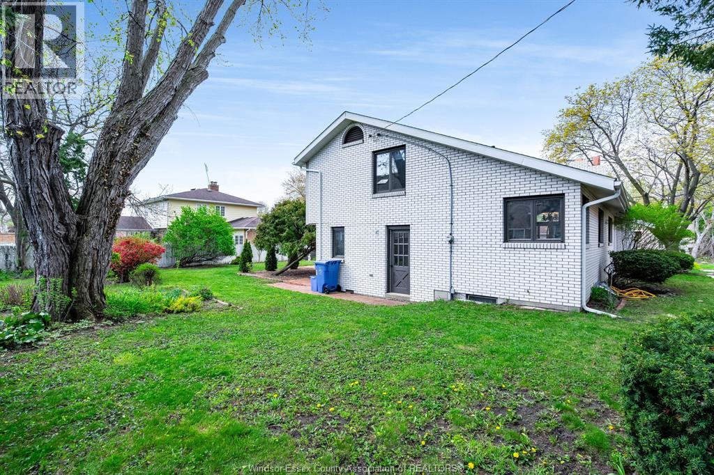 3770 Huntington, Windsor, Ontario  N9E 3W8 - Photo 45 - 26008954