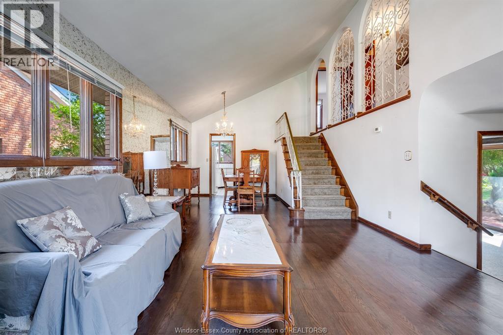3770 Huntington, Windsor, Ontario  N9E 3W8 - Photo 8 - 26008954