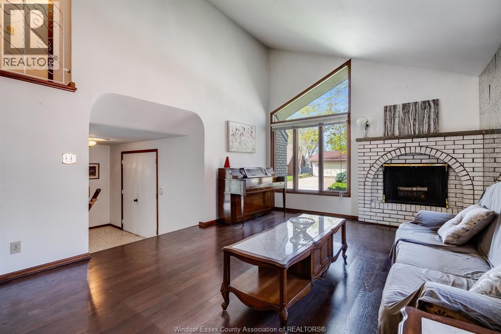 3770 Huntington, Windsor, Ontario  N9E 3W8 - Photo 9 - 26008954