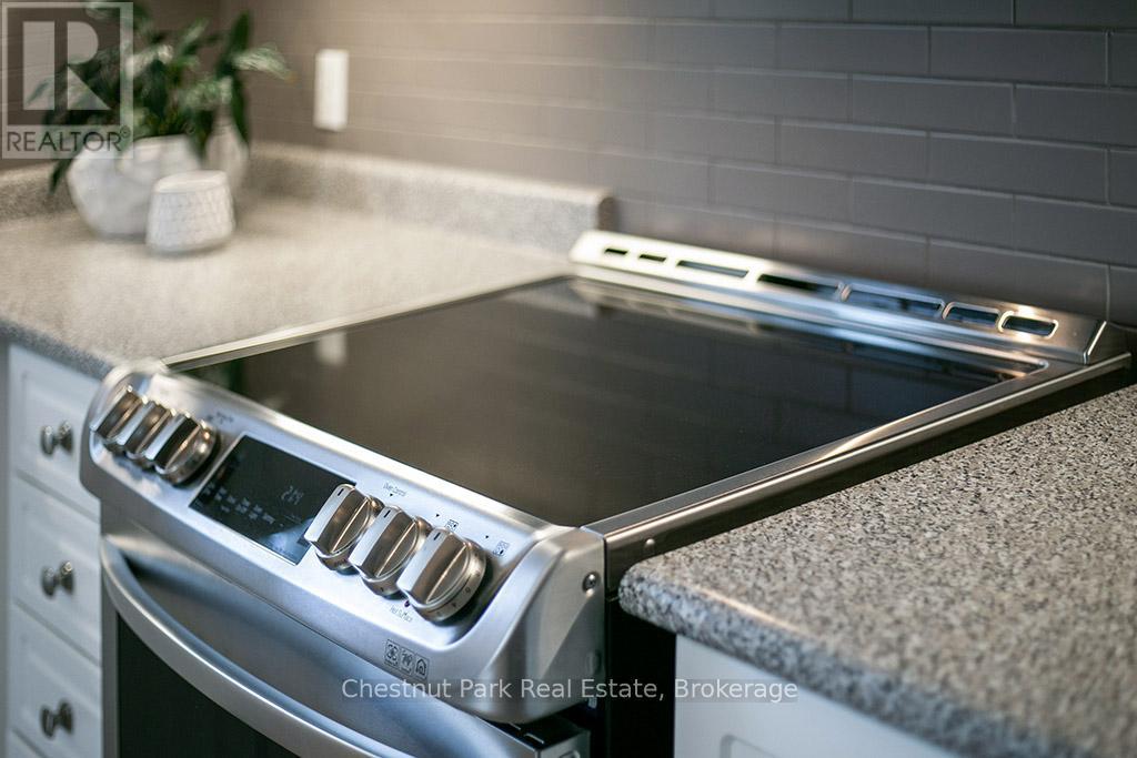 40 Barker Boulevard, Collingwood, Ontario  L9Y 4W4 - Photo 13 - S13034140