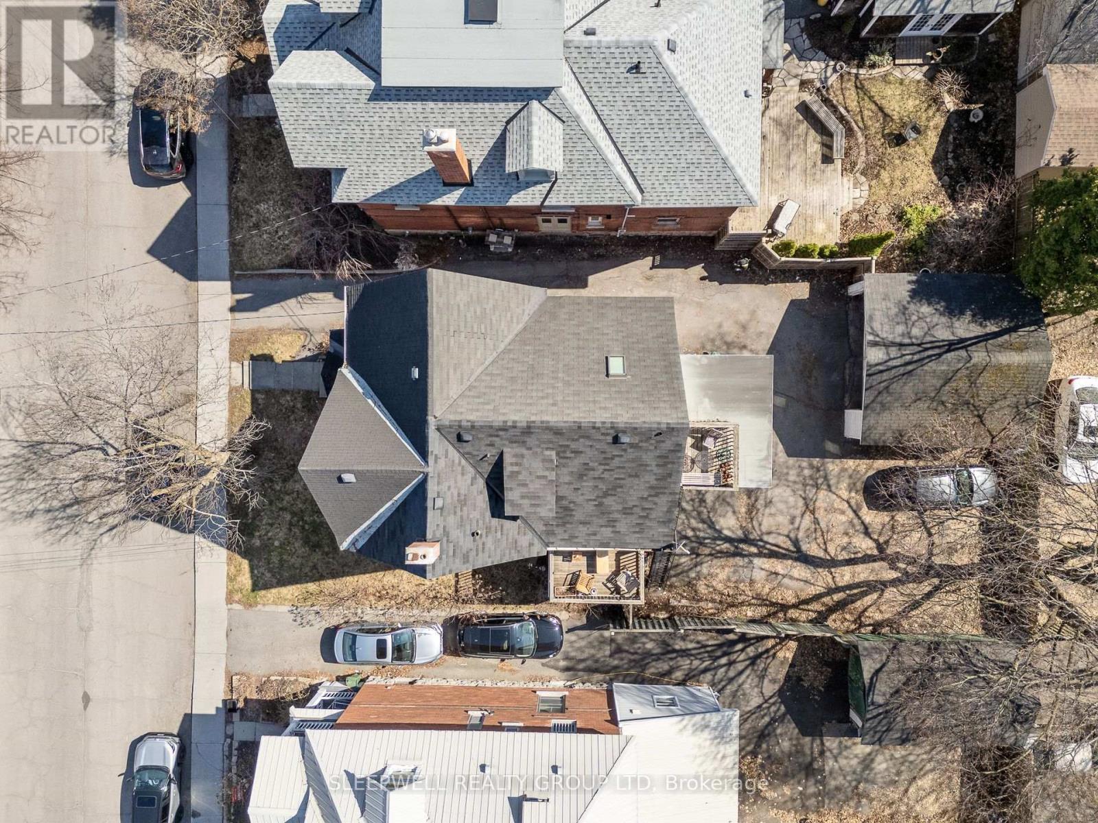 84 Fourth Avenue, Ottawa, Ontario  K1S 2L2 - Photo 6 - X12937508