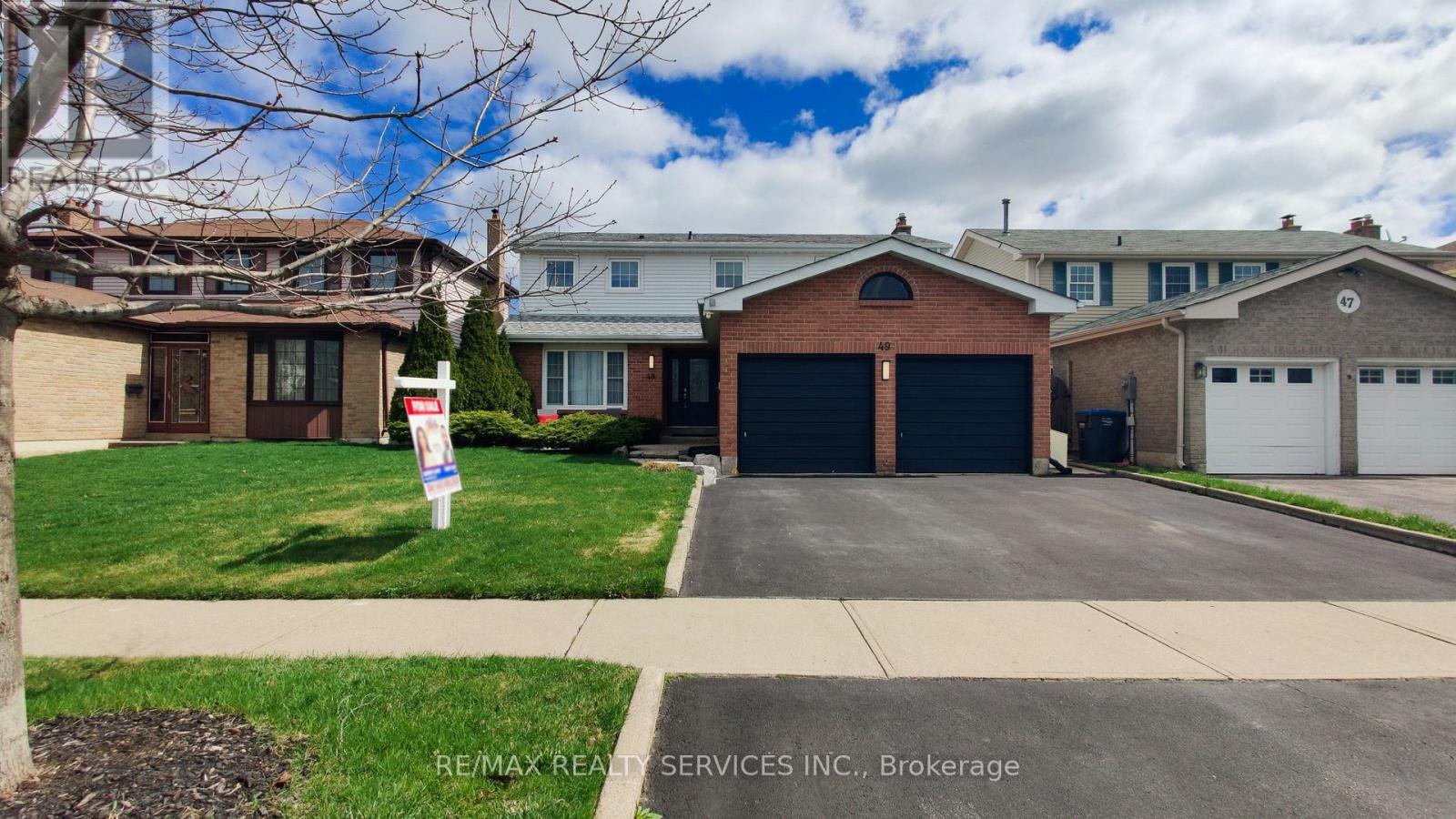 49 MIKADO CRESCENT, Brampton, Ontario