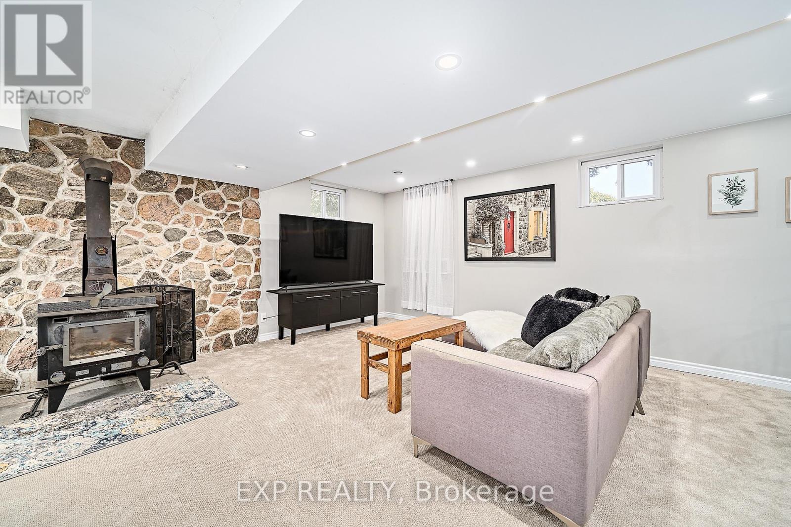 9 Hilda Avenue, Uxbridge, Ontario  L9P 1R2 - Photo 35 - N13034068