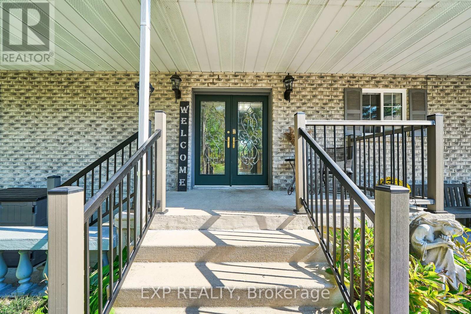 9 Hilda Avenue, Uxbridge, Ontario  L9P 1R2 - Photo 4 - N13034068