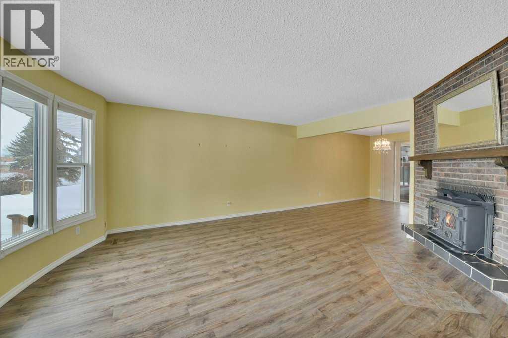 37 Wilson Crescent, Red Deer, Alberta  T4N 5V6 - Photo 6 - A2294056