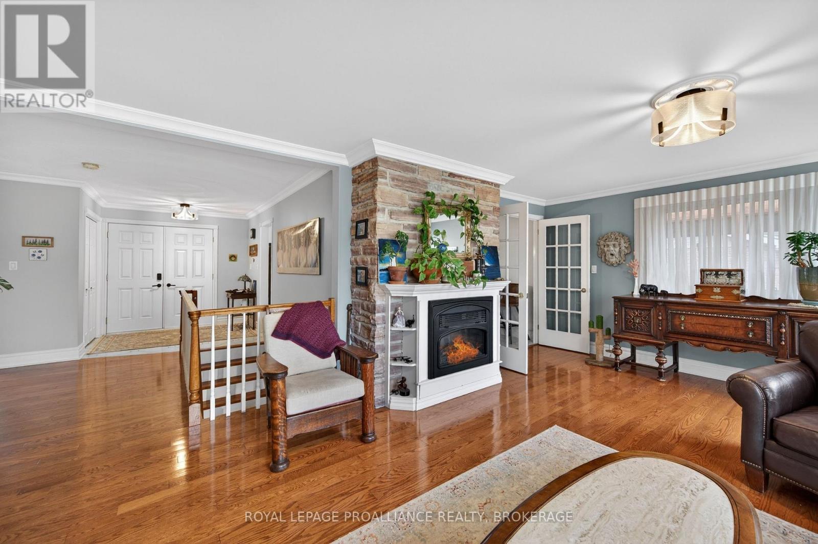 727 Aylmer Crescent, Kingston, Ontario  K7M 6E5 - Photo 5 - X13034058