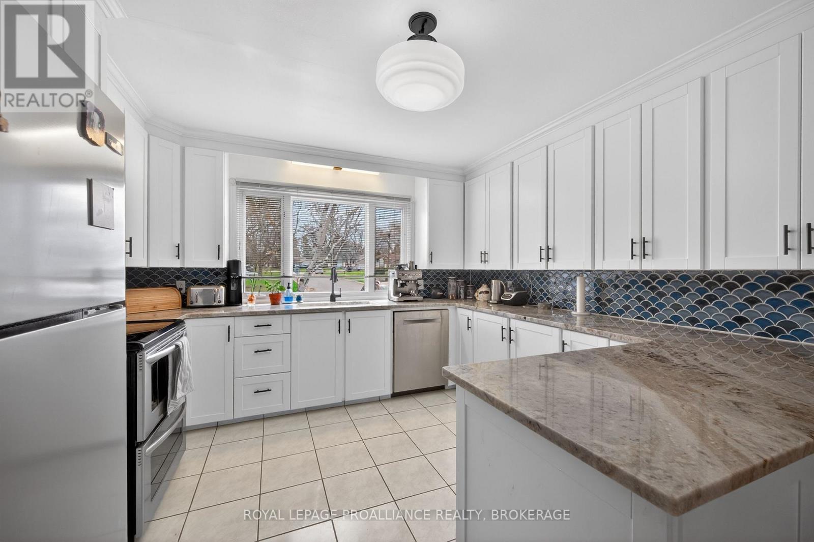 727 Aylmer Crescent, Kingston, Ontario  K7M 6E5 - Photo 8 - X13034058