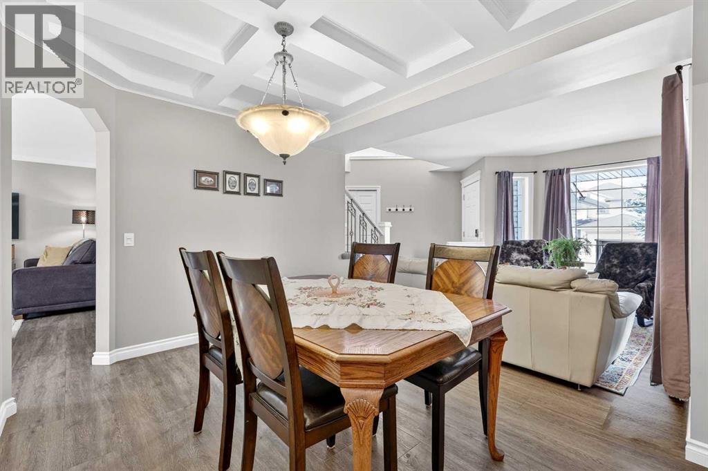 280 Mt Selkirk Close Se, Calgary, Alberta  T2Z 2P7 - Photo 9 - A2300401