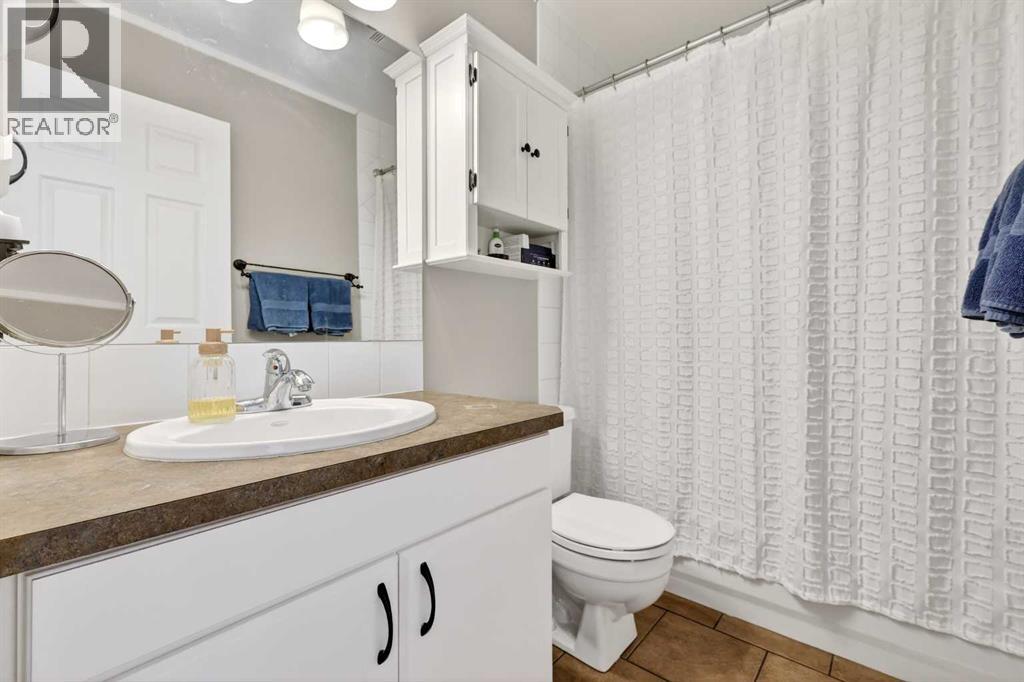 280 Mt Selkirk Close Se, Calgary, Alberta  T2Z 2P7 - Photo 32 - A2300401