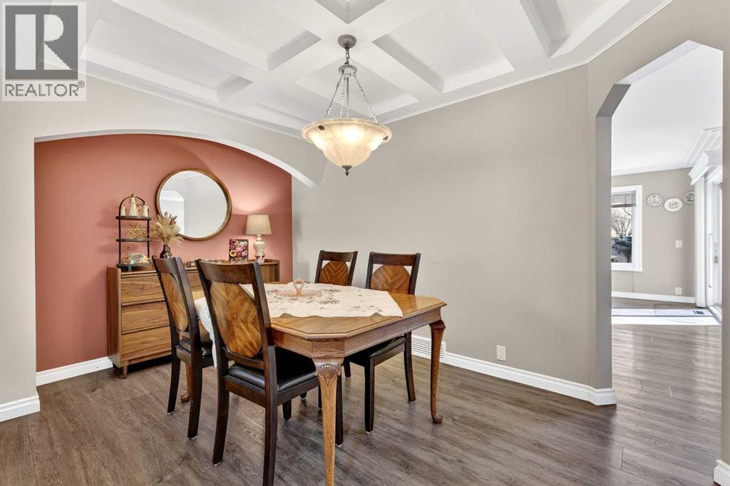 280 Mt Selkirk Close Se, Calgary, Alberta  T2Z 2P7 - Photo 8 - A2300401