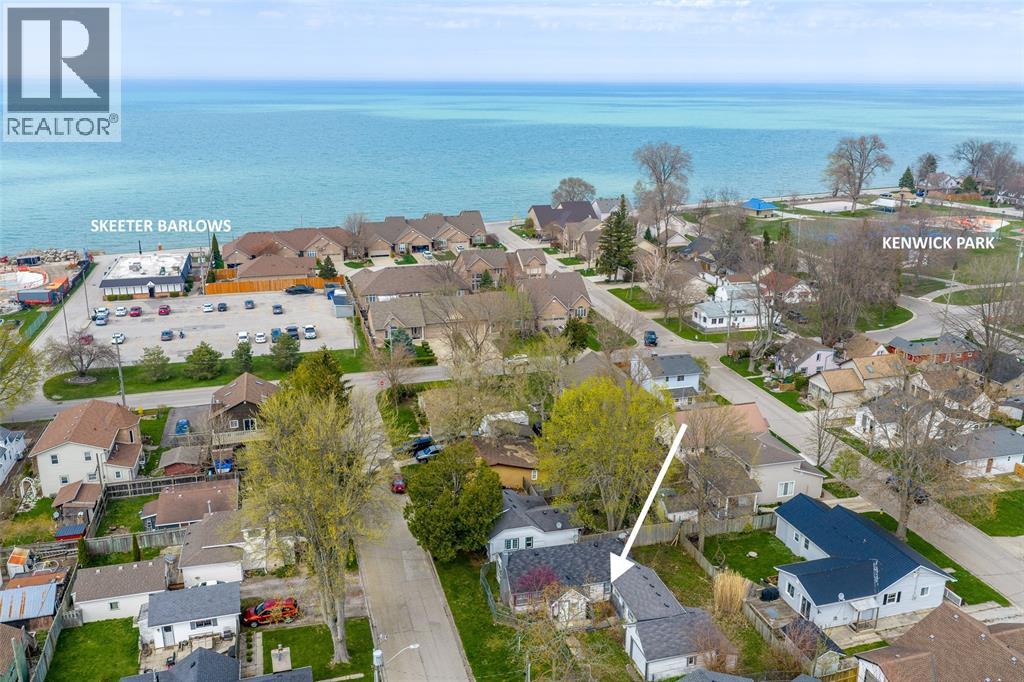 1988 Orchard Avenue, Sarnia photo 3