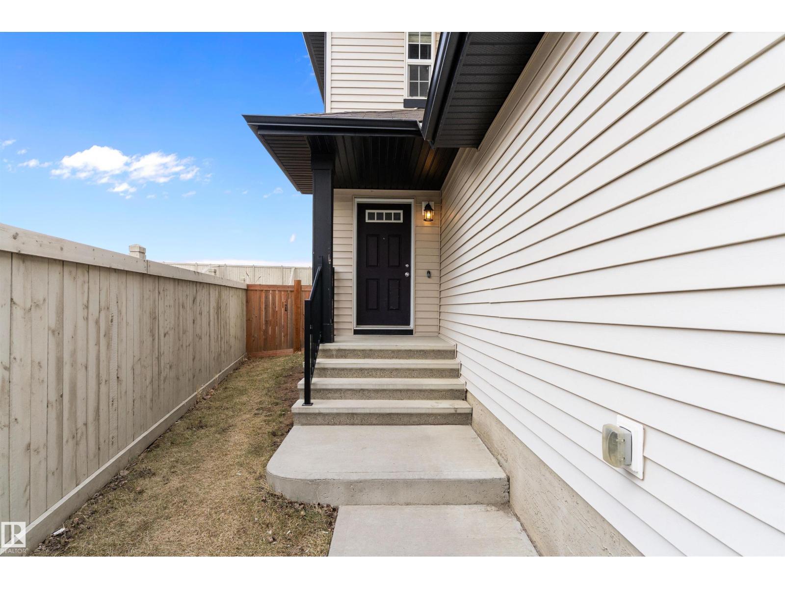 3314 9 St Nw Nw, Edmonton, Alberta  T6T 1A4 - Photo 4 - E4483538