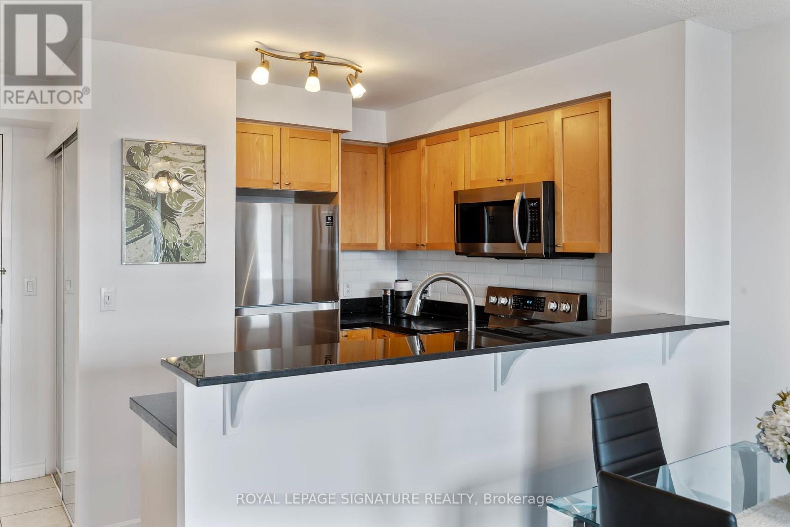 416 - 16 Dallimore Circle, Toronto, Ontario  M3C 4C4 - Photo 12 - C13034160