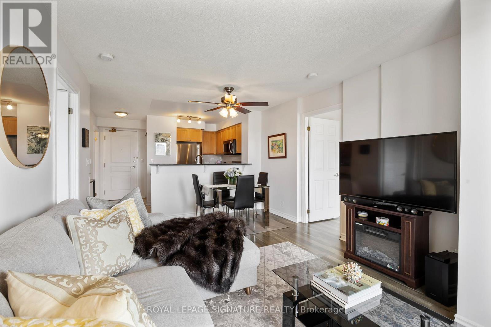 416 - 16 Dallimore Circle, Toronto, Ontario  M3C 4C4 - Photo 16 - C13034160