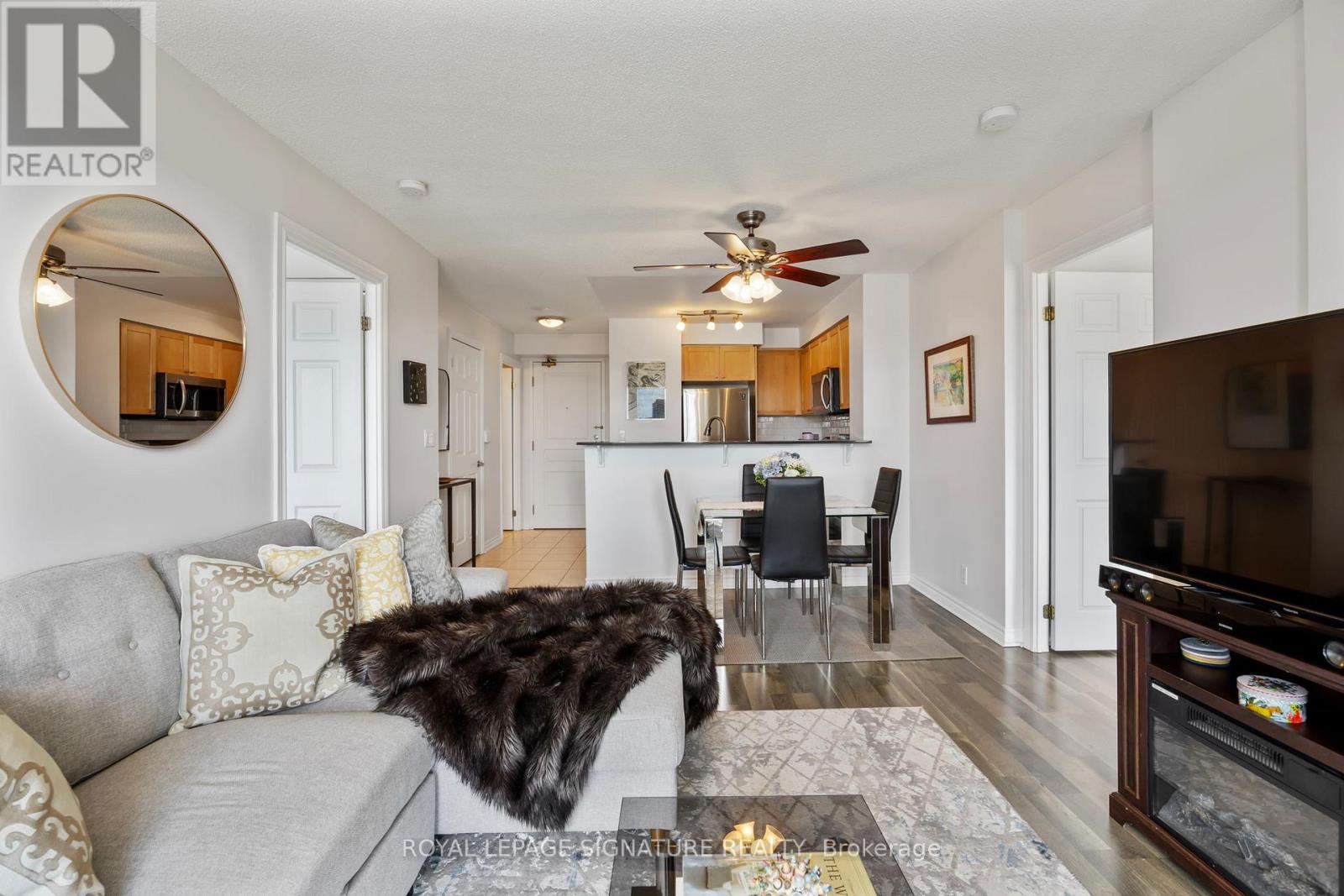 416 - 16 Dallimore Circle, Toronto, Ontario  M3C 4C4 - Photo 17 - C13034160