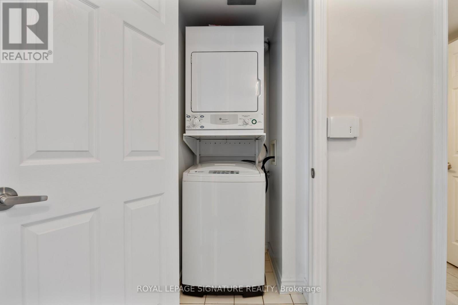 416 - 16 Dallimore Circle, Toronto, Ontario  M3C 4C4 - Photo 27 - C13034160