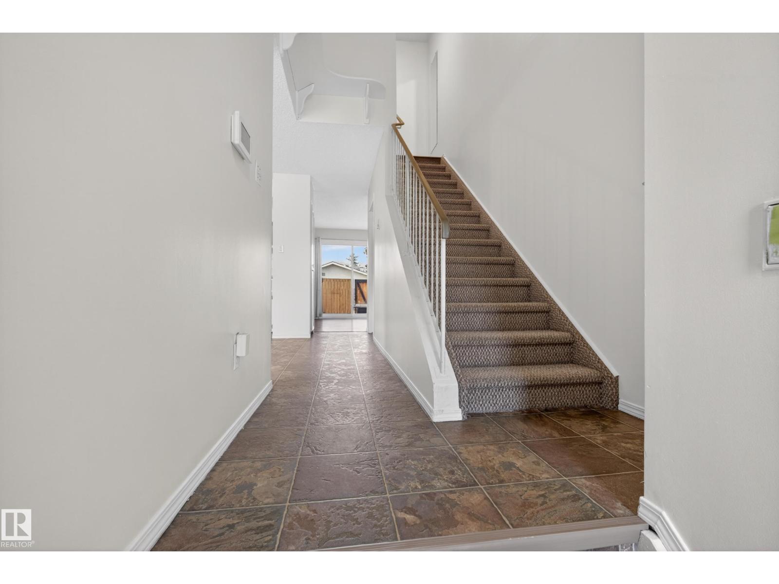 13876 24 St Nw, Edmonton, Alberta  T5Y 1B6 - Photo 13 - E4483690