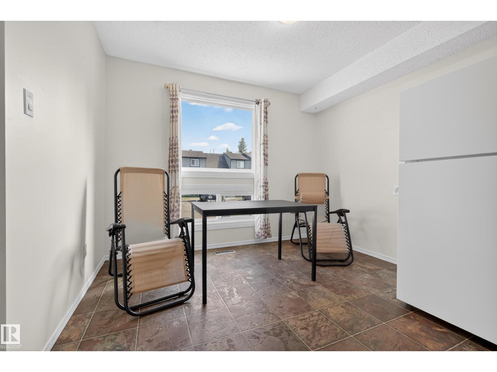 13876 24 St Nw, Edmonton, Alberta  T5Y 1B6 - Photo 18 - E4483690