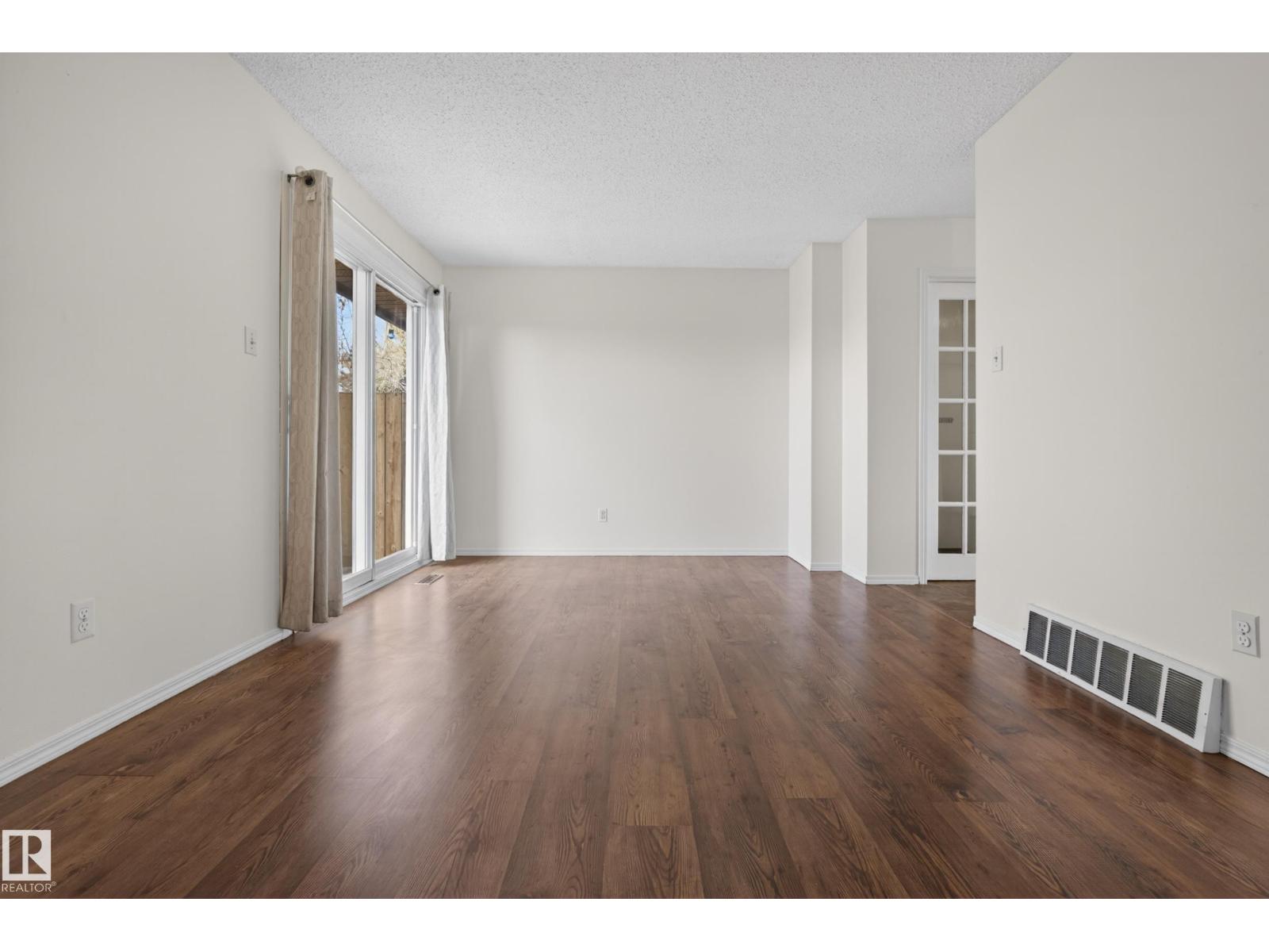 13876 24 St Nw, Edmonton, Alberta  T5Y 1B6 - Photo 21 - E4483690