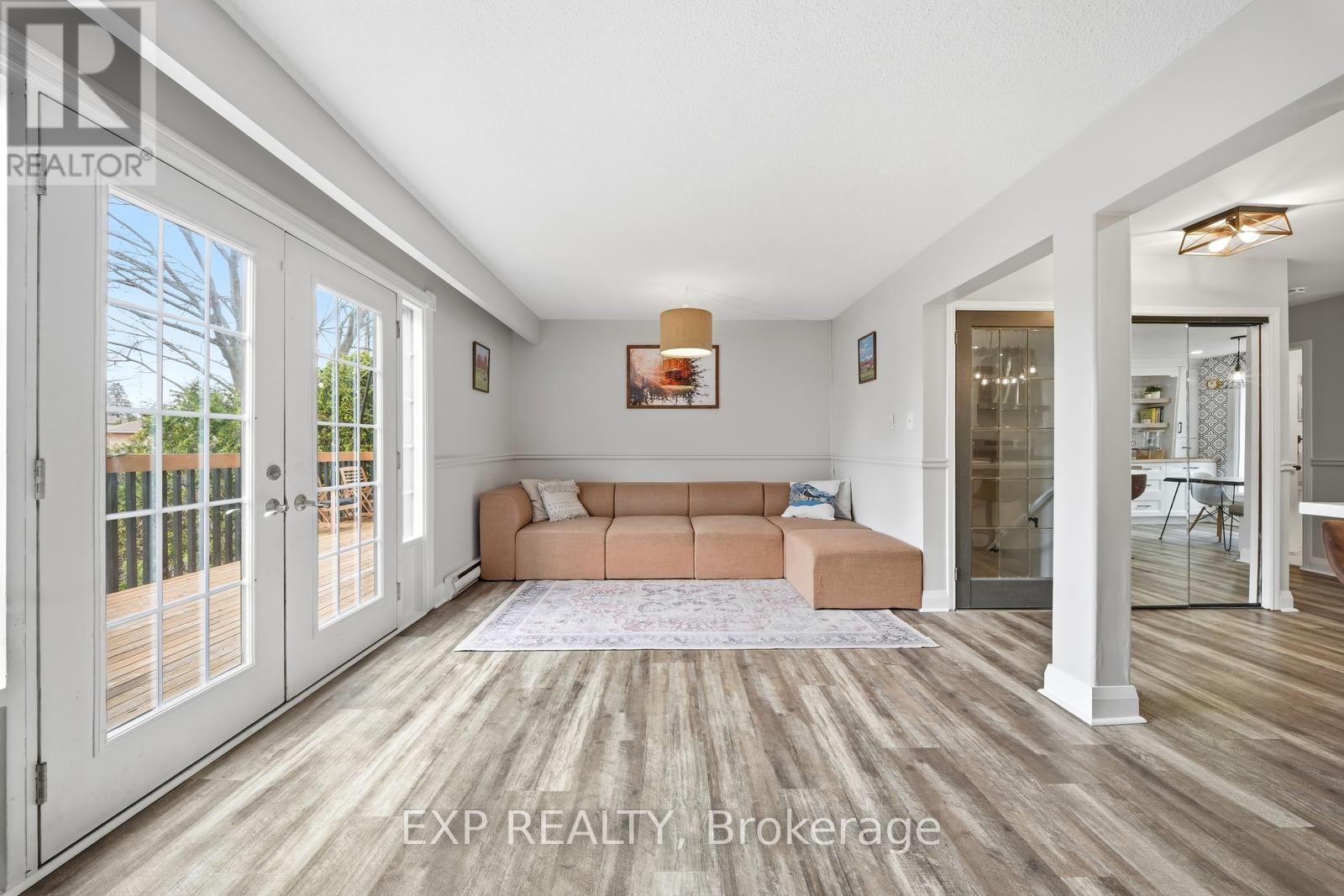 948 Downing Court, Oshawa, Ontario  L1G 7R5 - Photo 12 - E13034244