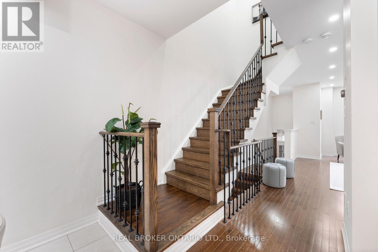 206 London Lane, Ajax, Ontario  L1T 0N5 - Photo 17 - E13004980