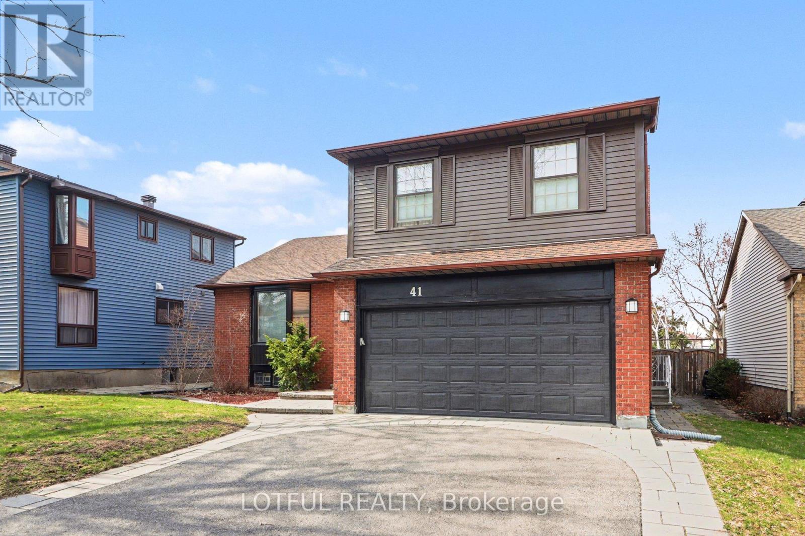 41 Pattermead Crescent, Ottawa, Ontario  K1V 0A1 - Photo 2 - X13034108