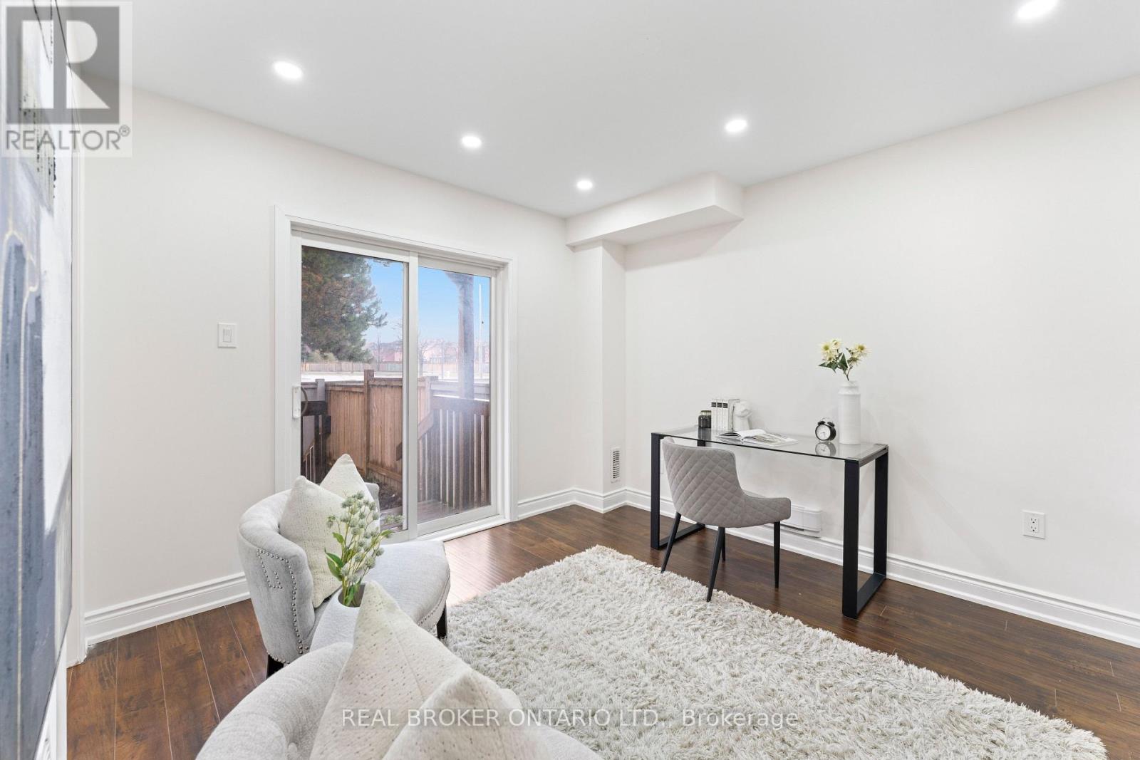 206 London Lane, Ajax, Ontario  L1T 0N5 - Photo 34 - E13004980