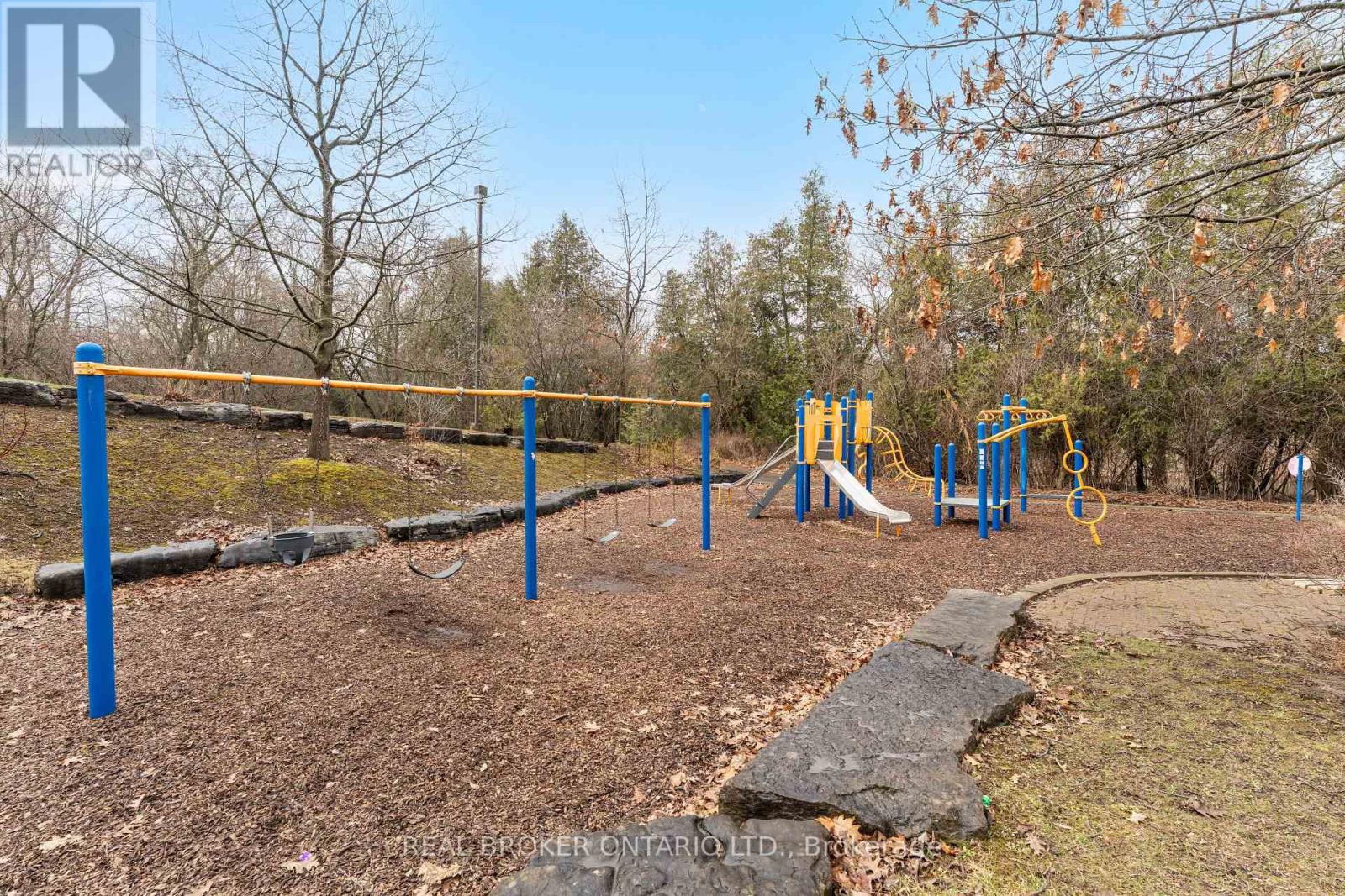 206 London Lane, Ajax, Ontario  L1T 0N5 - Photo 45 - E13004980