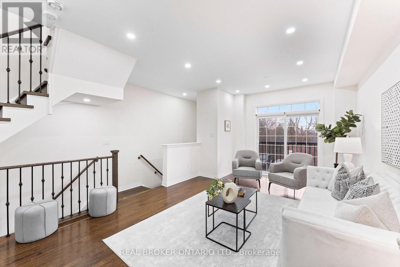 206 London Lane, Ajax, Ontario  L1T 0N5 - Photo 6 - E13004980