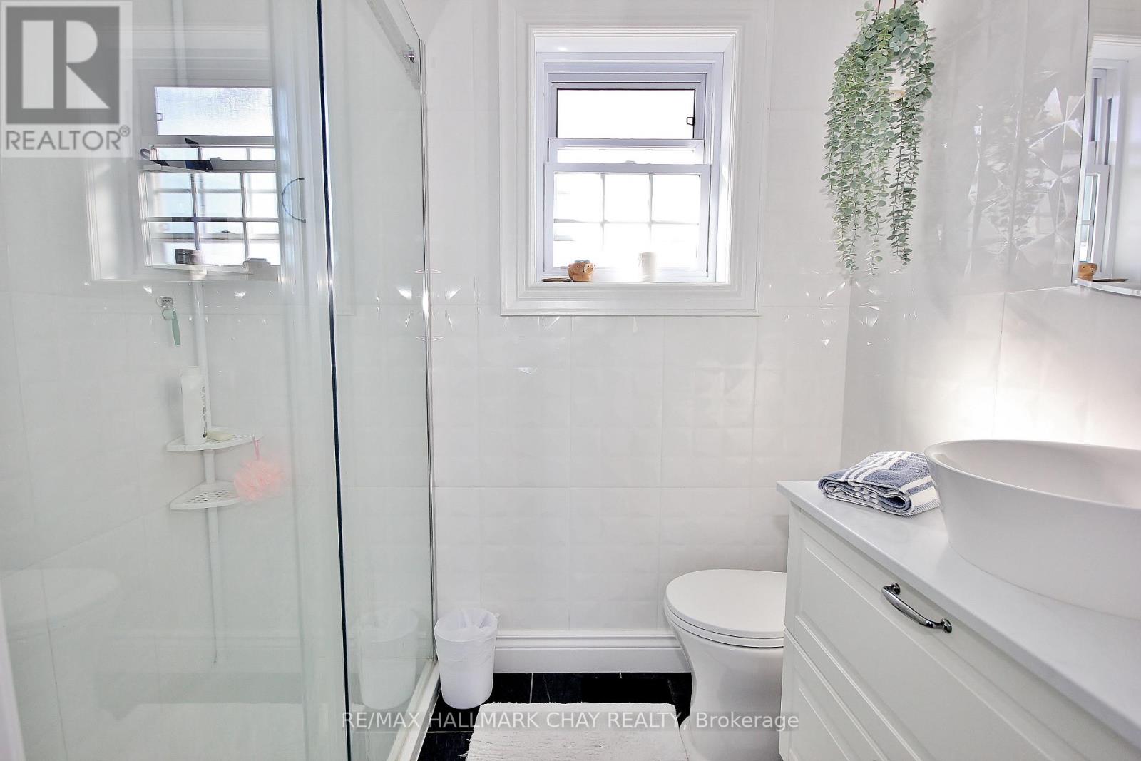 1084 Winnifred Court, Innisfil, Ontario  L9S 2B3 - Photo 21 - N13034086