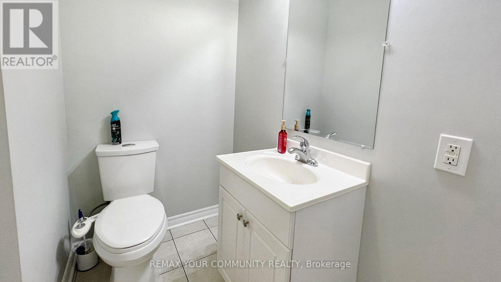 Lower - 6 Veseli Court, Bradford West Gwillimbury, Ontario  L3Z 3C3 - Photo 4 - N13034092