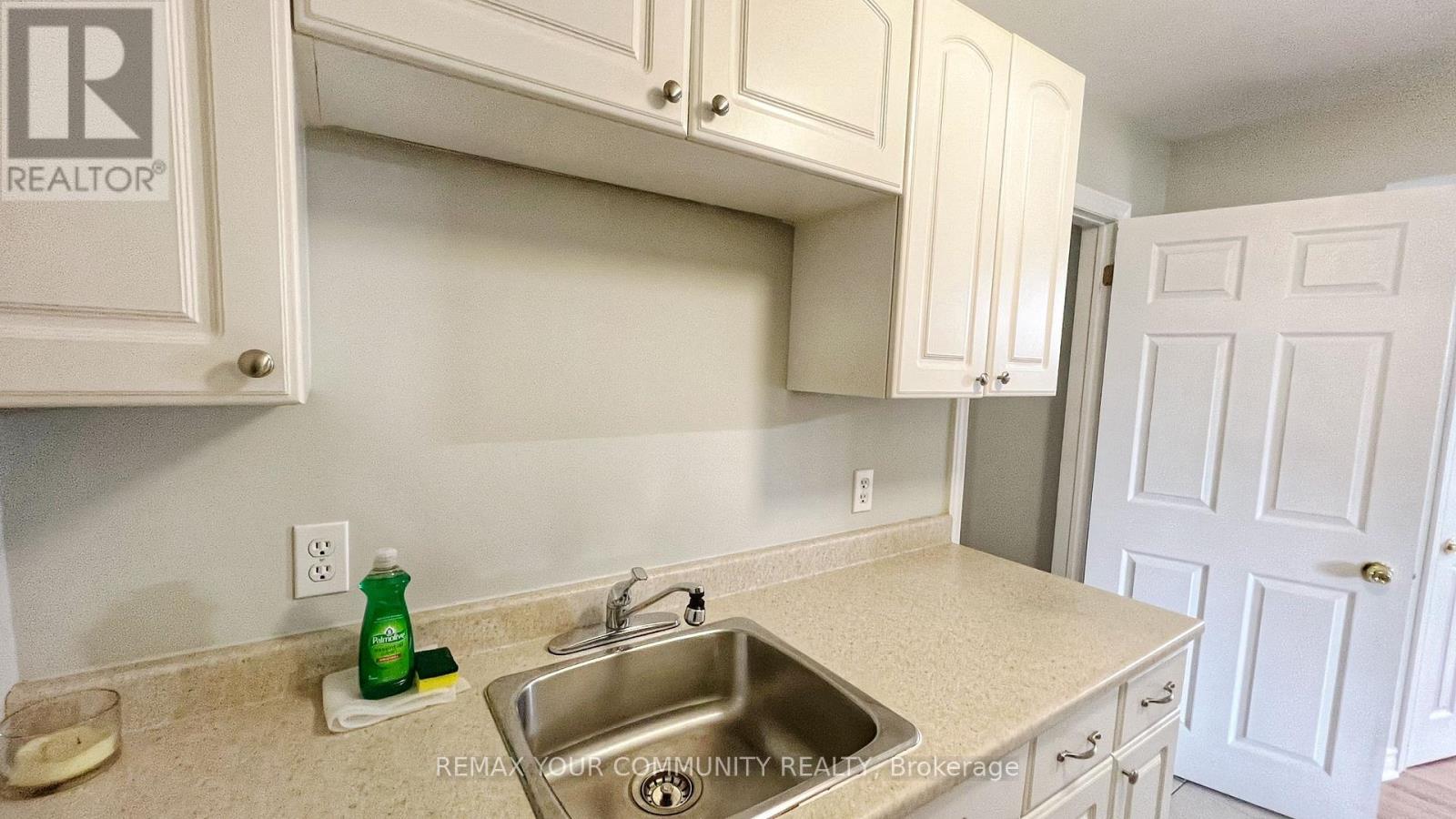 Lower - 6 Veseli Court, Bradford West Gwillimbury, Ontario  L3Z 3C3 - Photo 8 - N13034092