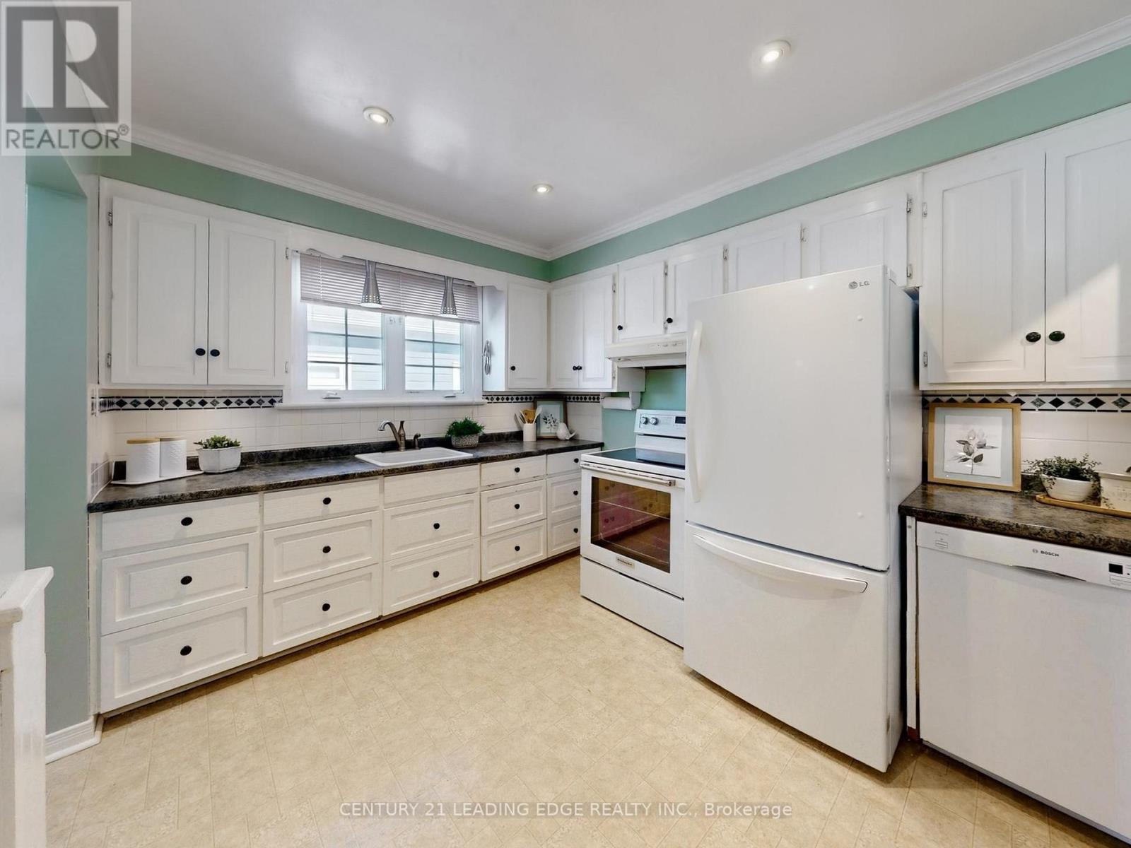 22 Markham Street, Markham, Ontario  L3P 2L3 - Photo 8 - N13034190