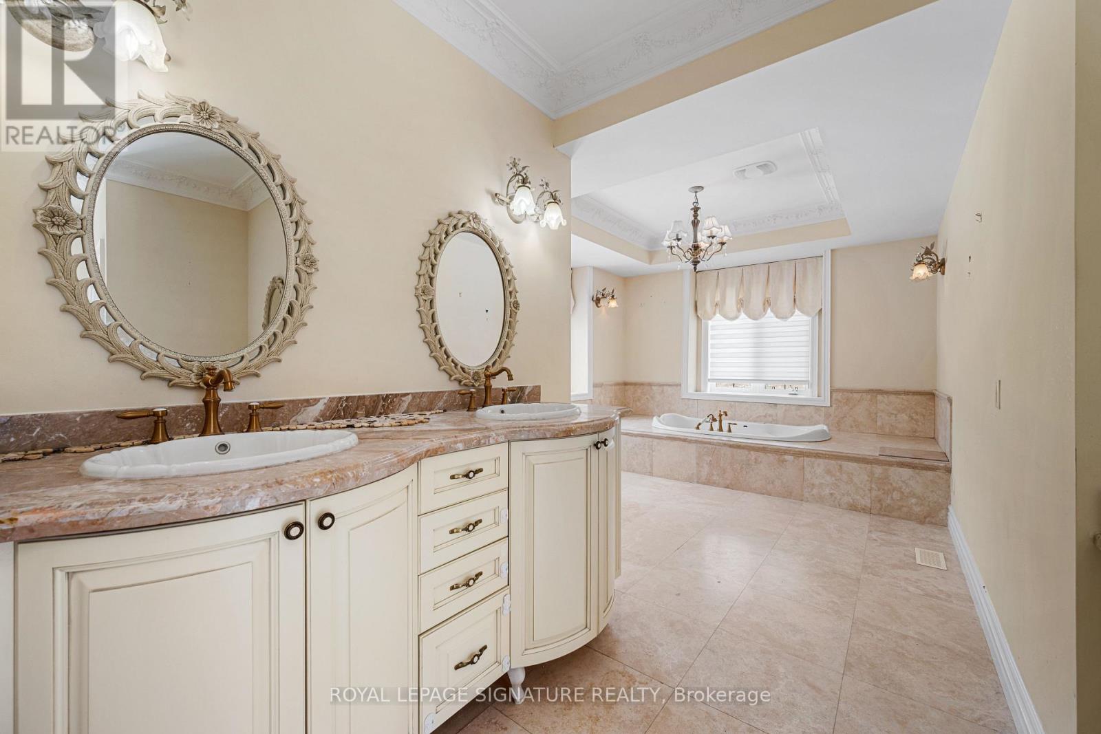 8 Elia Drive, Whitchurch-Stouffville, Ontario  L4A 7X5 - Photo 19 - N13034210