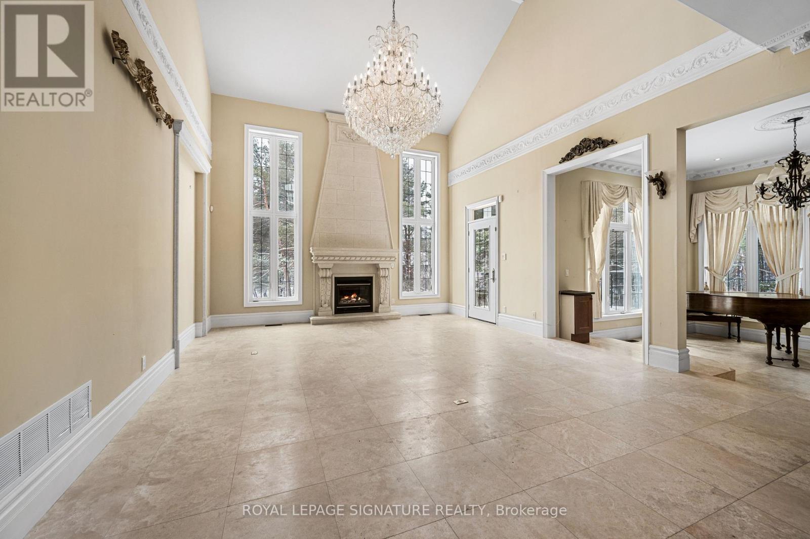 8 Elia Drive, Whitchurch-Stouffville, Ontario  L4A 7X5 - Photo 4 - N13034210