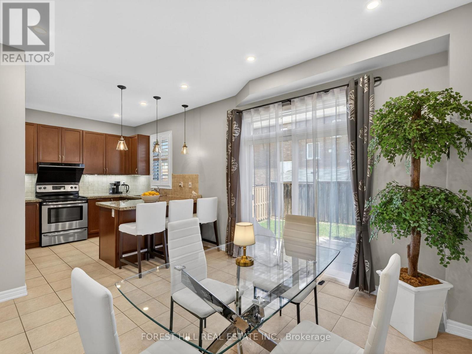 41 Pavlova Crescent, Richmond Hill, Ontario  L4E 0V8 - Photo 14 - N13034228