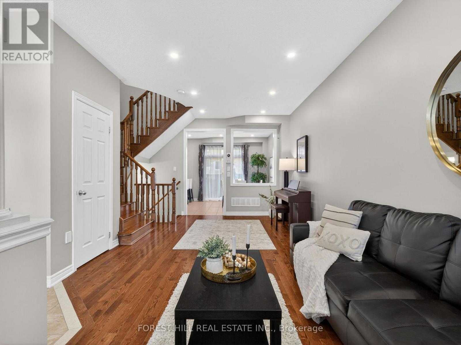 41 Pavlova Crescent, Richmond Hill, Ontario  L4E 0V8 - Photo 7 - N13034228