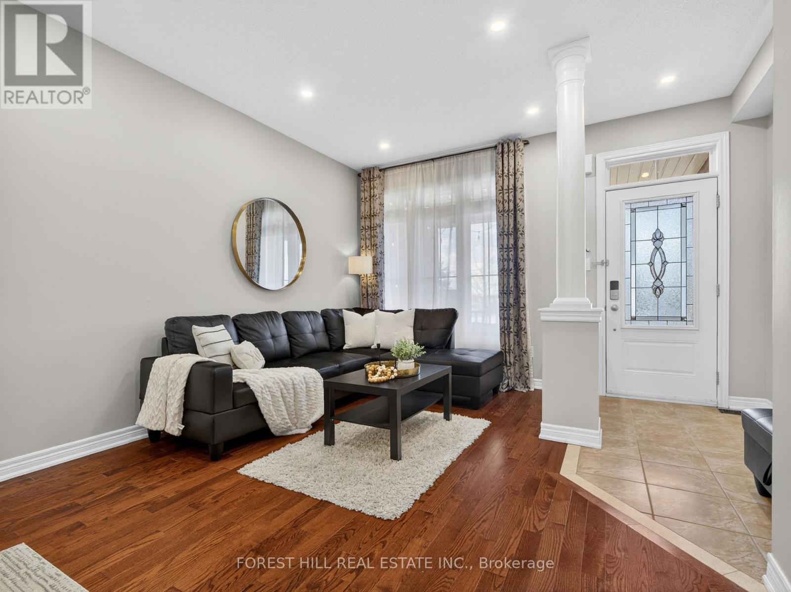 41 Pavlova Crescent, Richmond Hill, Ontario  L4E 0V8 - Photo 8 - N13034228