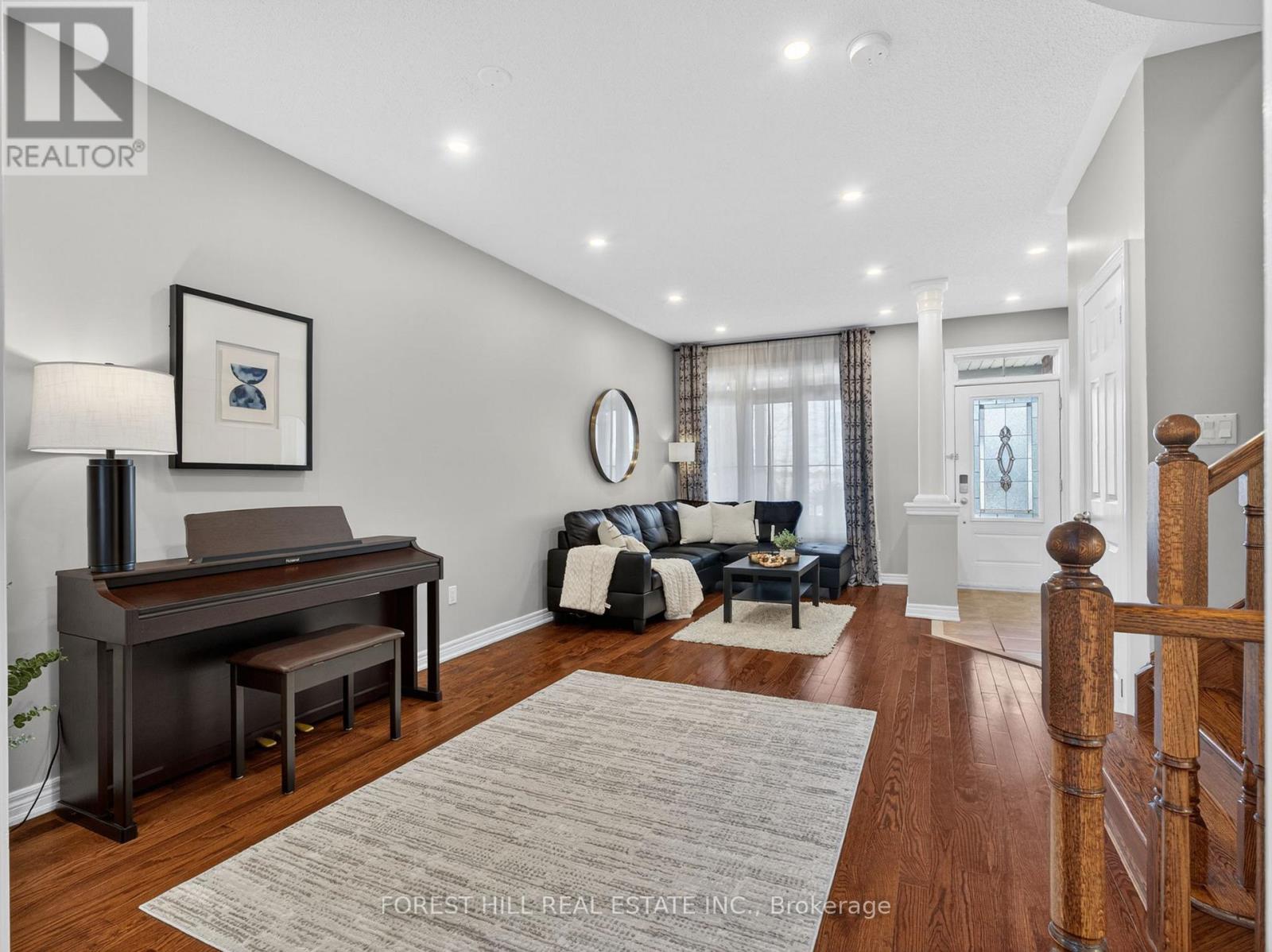 41 Pavlova Crescent, Richmond Hill, Ontario  L4E 0V8 - Photo 9 - N13034228