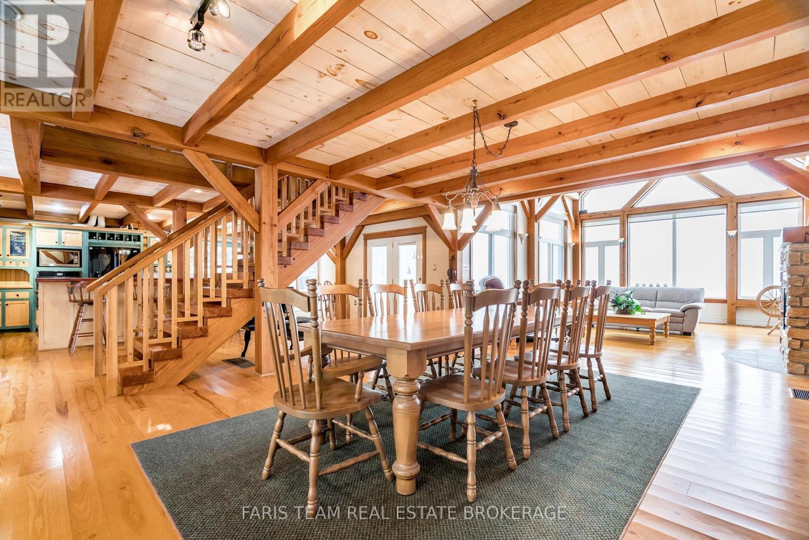 187 Champlain Road, Penetanguishene, Ontario  L9M 1S2 - Photo 10 - S13034156